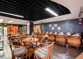 Mingdu Hotel (Kunming Jiaosanqiao Hydropower Technology Building Store) 4