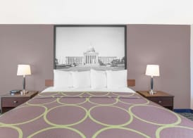 Super 8 by Wyndham Oklahoma City 5