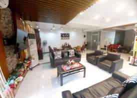 OYO 924 Cosmo Hotel Espana Near Ust 2