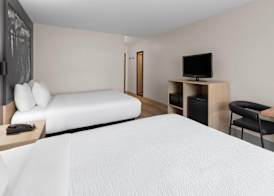 Super 8 by Wyndham Quebec City 5