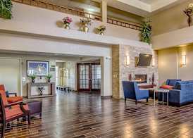 Comfort Inn & Suites Grafton-Cedarburg 4
