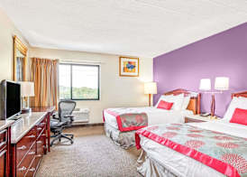 Ramada by Wyndham Rockaway 5