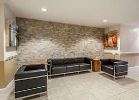 Suburban Studios Melbourne Airport 4