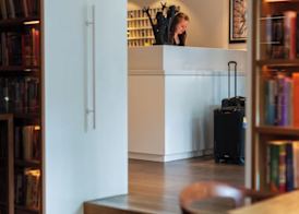 Ambassade Hotel 5
