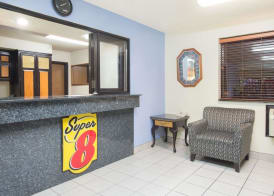 Super 8 by Wyndham New Castle 2