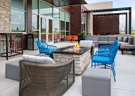 Hilton Garden Inn Cedar Rapids 2