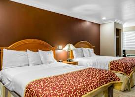 Rodeway Inn Cypress - Buena Park 5