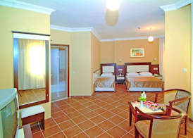 K HOUSE HOTEL 4