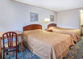 Knights Inn Canton 4