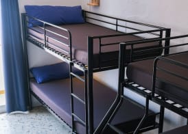 Mana Mana Youth Hostel 5