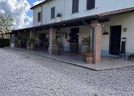 Poggio Baroni Agriturismo 2
