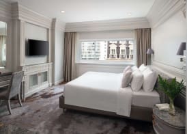 Kingston Suites Bangkok Sukhumvit 15 by Kingston Hotels 4
