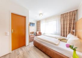 Hotel Reinhardtshof Garni 4