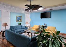 Quality Inn & Suites Gulf Breeze Bayside near Pensacola Beach 4