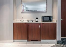 Courtyard by Marriott Buffalo Airport 5