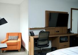 La Quinta Inn by Wyndham Wausau 5