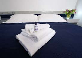 Club Hotel 5