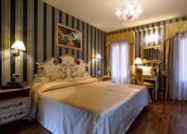 Hotel Lux 5