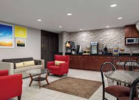 Days Inn by Wyndham Covington 4