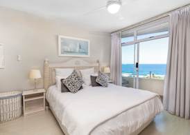 43 Sea Lodge - by Stay in Umhlanga 4