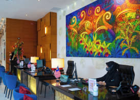 The Waterfront Hotel Kuching 4