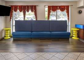 Days Inn & Suites by Wyndham Albany 3