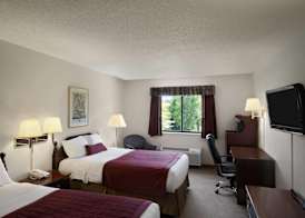 Baymont by Wyndham Whitewater 5