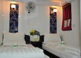 Premium Lounge 2