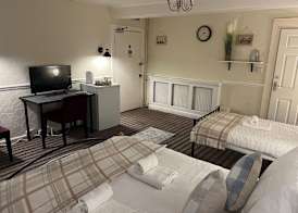 Edinburgh Travel Guest House 2