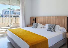 Apartamentos La Laguna I Luxury Apartments 4