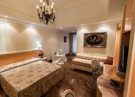 LH Hotel Domus Caesari 3