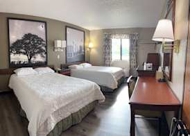 Knights Inn Hartford 3
