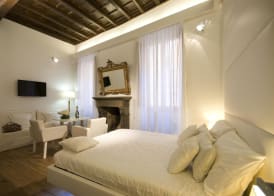Gigli D'Oro Suite 3