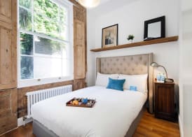 Bright Talbot Road Apartment 4