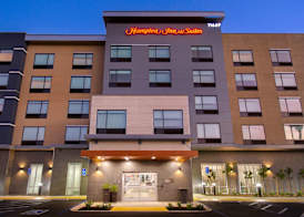 Hampton Inn & Suites By Hilton Rancho Cucamonga 2
