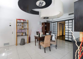 Silver Hotel 2