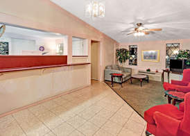 Knights Inn Austell 3