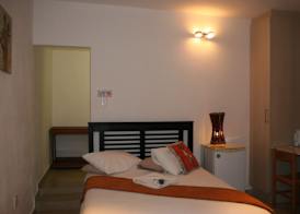 Villa-Candilabra Guesthouse 2