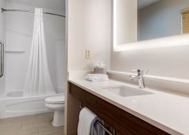 Holiday Inn Express & Suites HARRISON by IHG 2