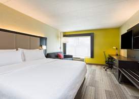 Holiday Inn Express LORTON by IHG 4