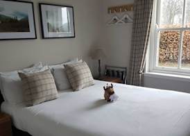 Loch Ness Guest House 4