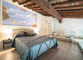 Cavour Suite Mezzanine by 360Rentals 3