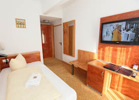 Hotel am Holzhafen 4