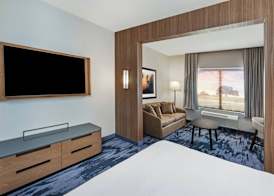 Fairfield Inn & Suites Houston Memorial City Area 5