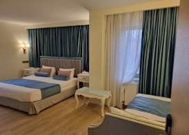 Taximtown Hotel 4