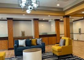 Comfort Inn & Suites Akron South 3