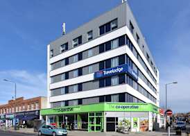 Travelodge London Raynes Park 4