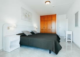 Aparthotel Neptuno Costadeje 4