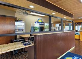 Days Inn by Wyndham Glasgow 2