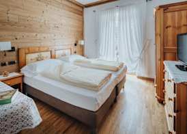 Hotel Menardi 5